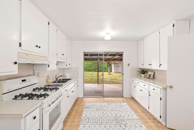 6827 Harvala St, San Diego, CA 92115