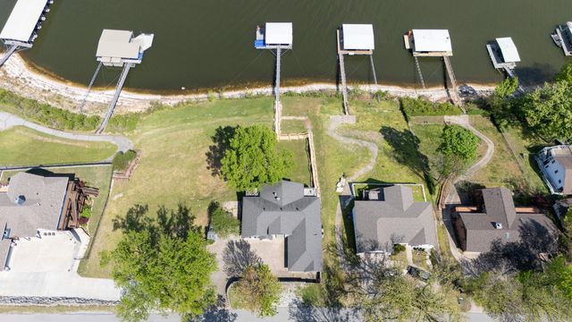 59730 E 317 Road, Grove, OK 74344