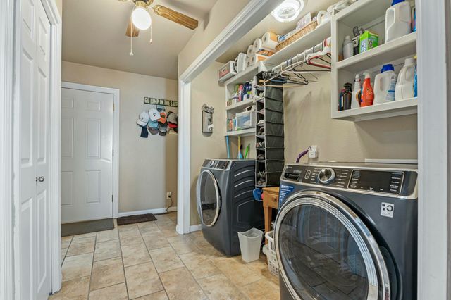 59730 E 317 Road, Grove, OK 74344