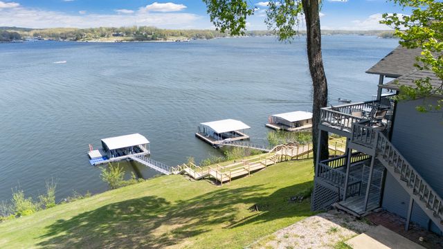 59730 E 317 Road, Grove, OK 74344