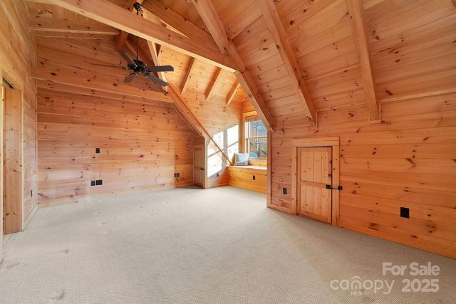 116 Wahuhu Court, Brevard, NC 28712