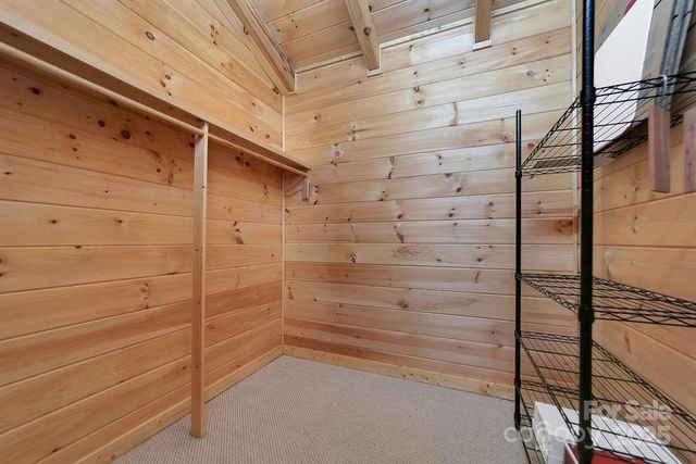 116 Wahuhu Court, Brevard, NC 28712