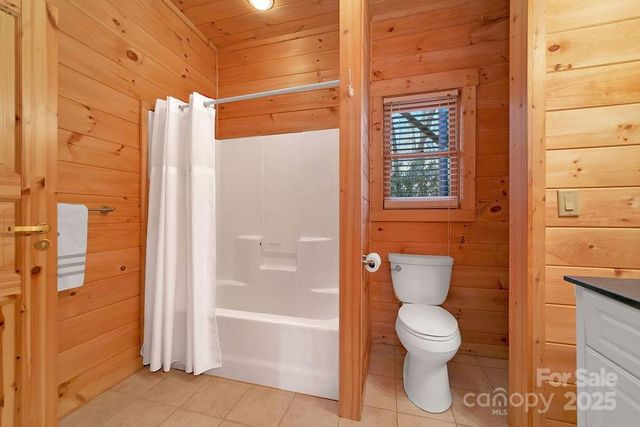 116 Wahuhu Court, Brevard, NC 28712