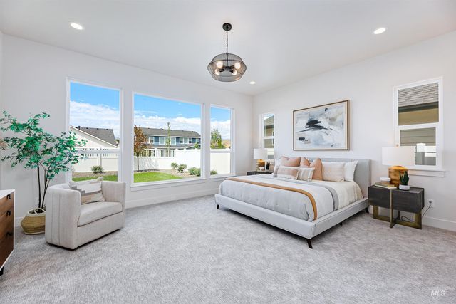 14293 N Goldfinch Ave, Boise, ID 83714