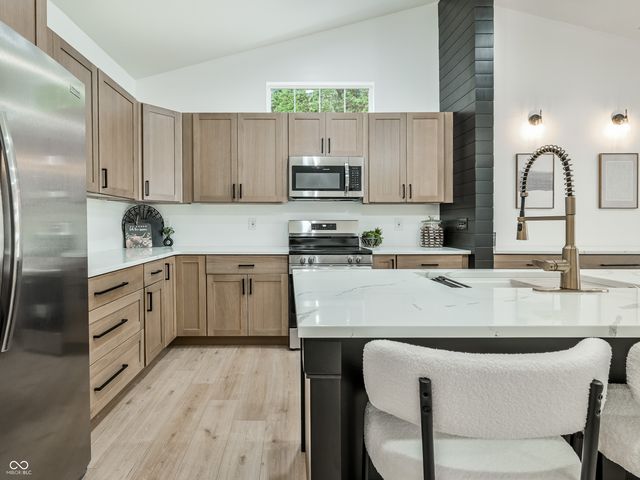 4804 Mallard View Drive, Indianapolis, IN 46226