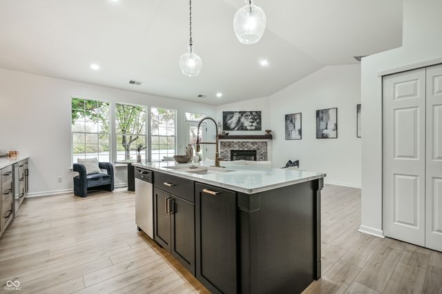 4804 Mallard View Drive, Indianapolis, IN 46226