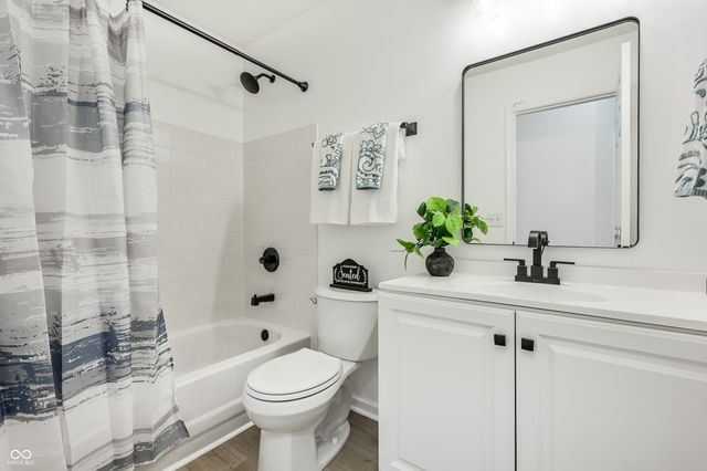 4804 Mallard View Drive, Indianapolis, IN 46226