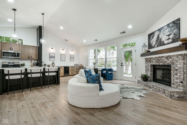 4804 Mallard View Drive, Indianapolis, IN 46226