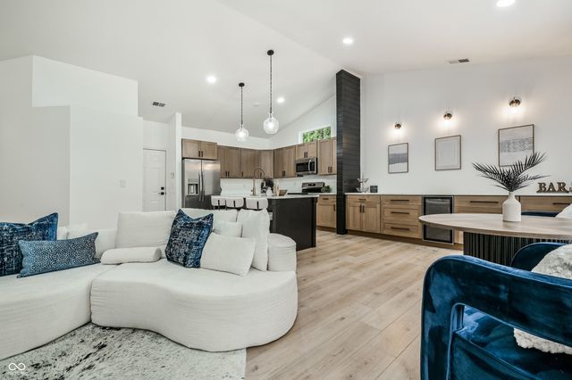 4804 Mallard View Drive, Indianapolis, IN 46226