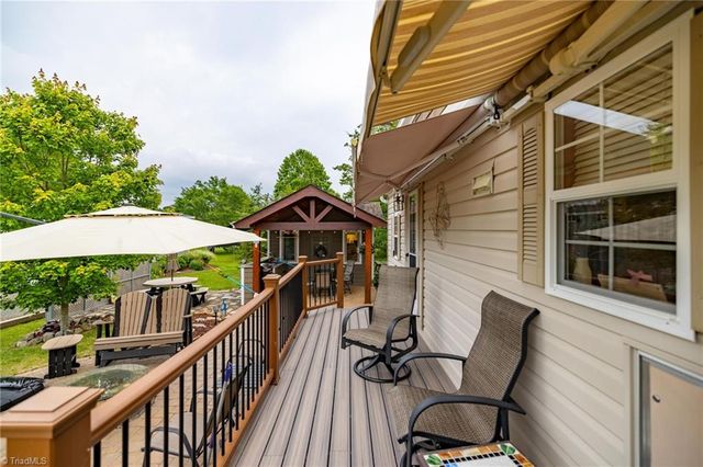 2330 Edmonds Road, Galax, VA 24333