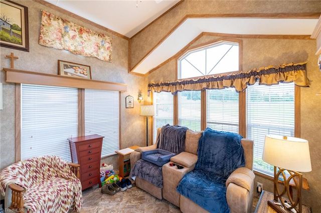2330 Edmonds Road, Galax, VA 24333
