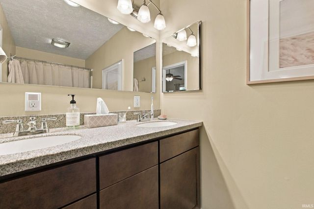 1611 Lionheart Lane, West Lafayette, IN 47906