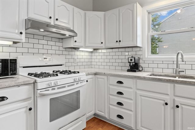 1611 Lionheart Lane, West Lafayette, IN 47906