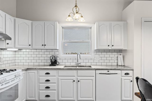 1611 Lionheart Lane, West Lafayette, IN 47906