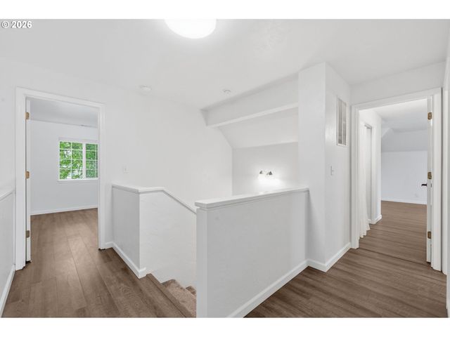 4410 SPRING MEADOW Ave, Eugene, OR 97404