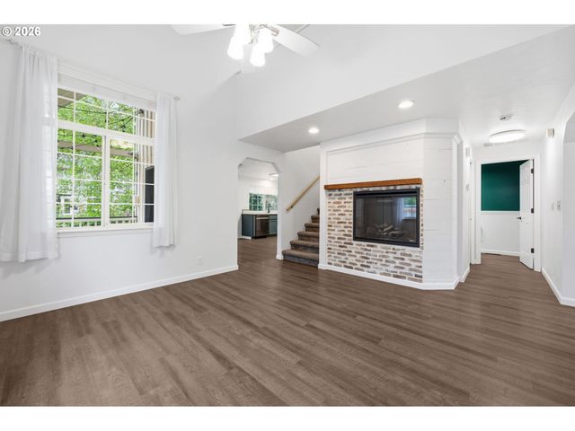 4410 SPRING MEADOW Ave, Eugene, OR 97404