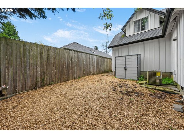 4410 SPRING MEADOW Ave, Eugene, OR 97404