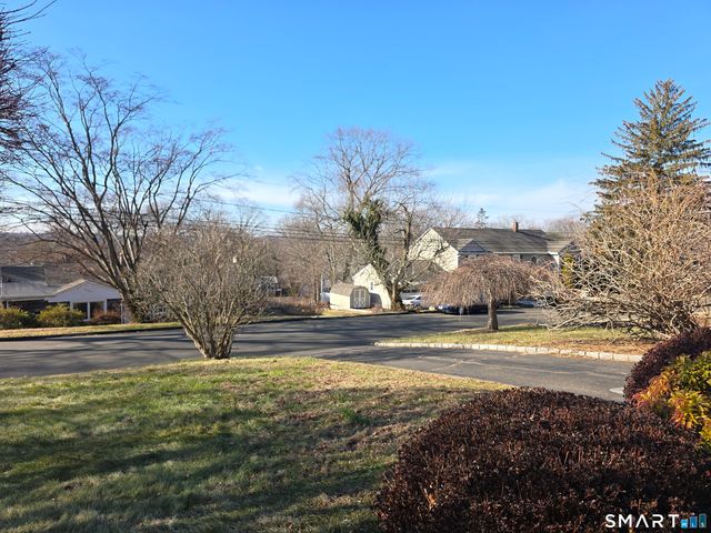 5 Tod Road, Norwalk, CT 06851