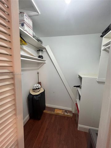 1717 Rodman Street 15, Hollywood, FL 33020
