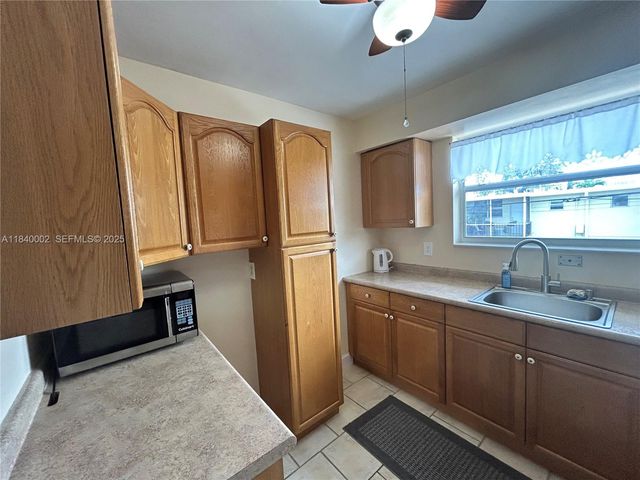 1717 Rodman Street 15, Hollywood, FL 33020