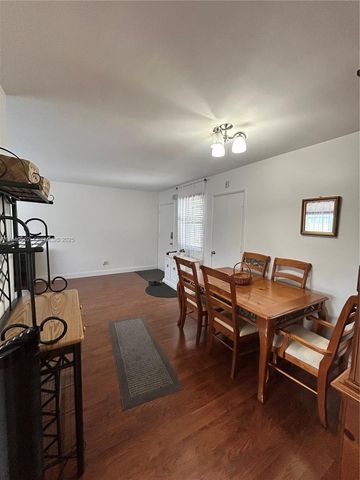 1717 Rodman Street 15, Hollywood, FL 33020