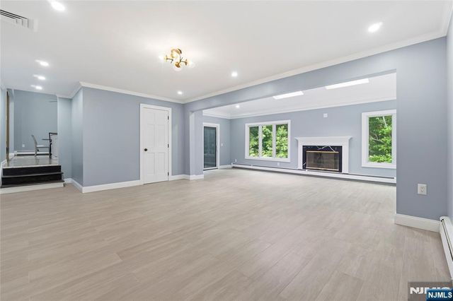 651 Floyd Street, Englewood Cliffs, NJ 07632