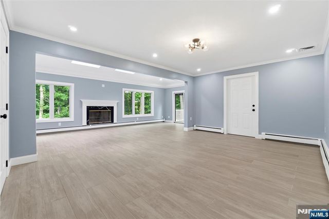 651 Floyd Street, Englewood Cliffs, NJ 07632