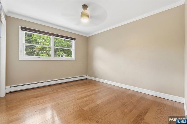 651 Floyd Street, Englewood Cliffs, NJ 07632