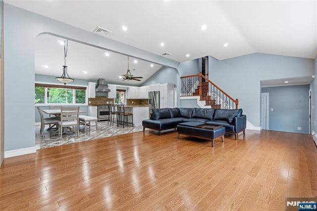 651 Floyd Street, Englewood Cliffs, NJ 07632