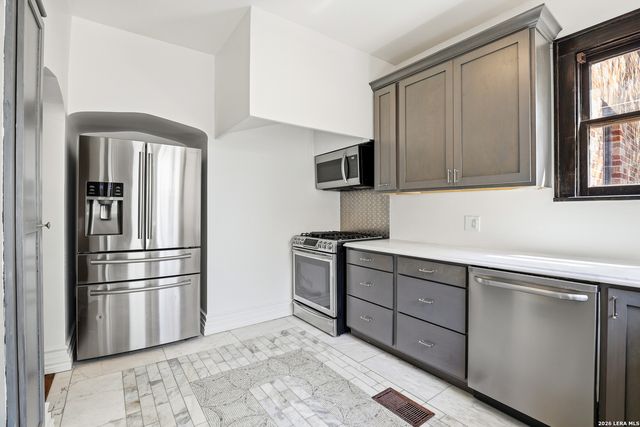 162 Davis Ct, San Antonio, TX 78209