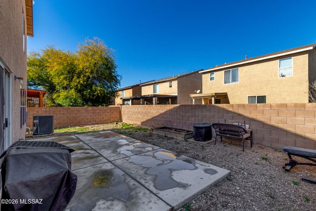 1038 W Sea Urchin Street, Tucson, AZ 85704