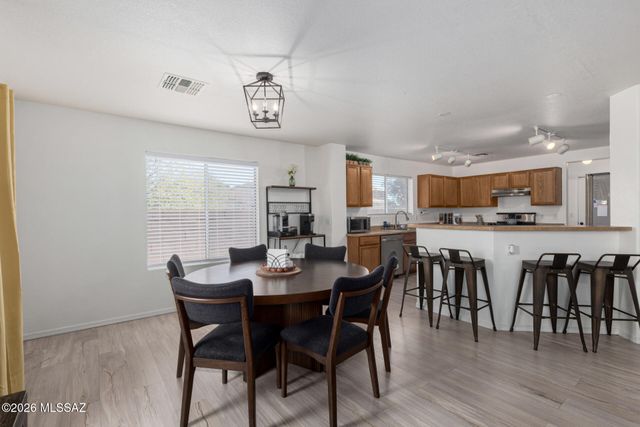 1038 W Sea Urchin Street, Tucson, AZ 85704