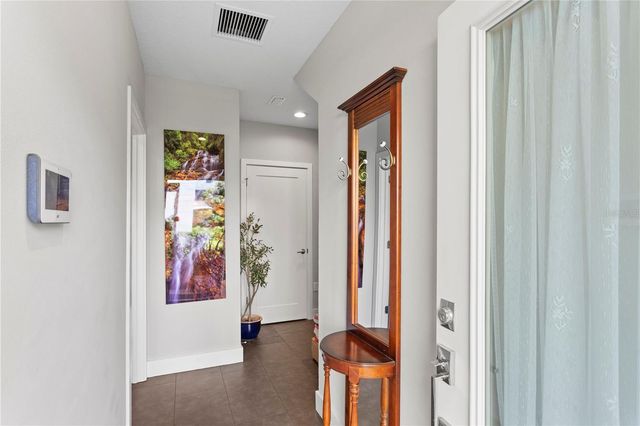 2521 11TH PLACE N, St Petersburg, FL 33713