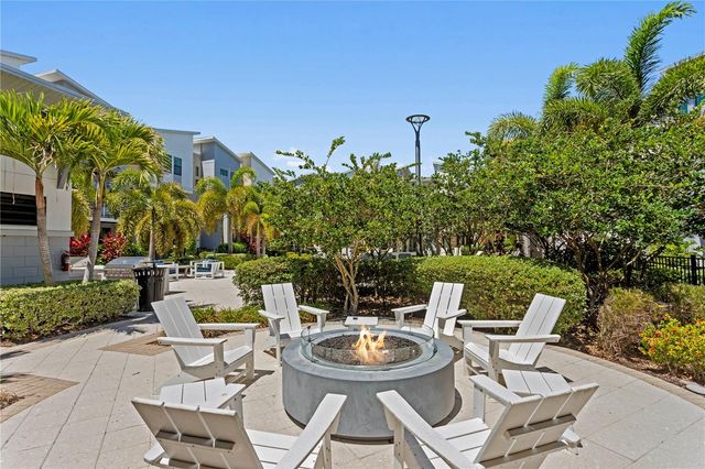 2521 11TH PLACE N, St Petersburg, FL 33713