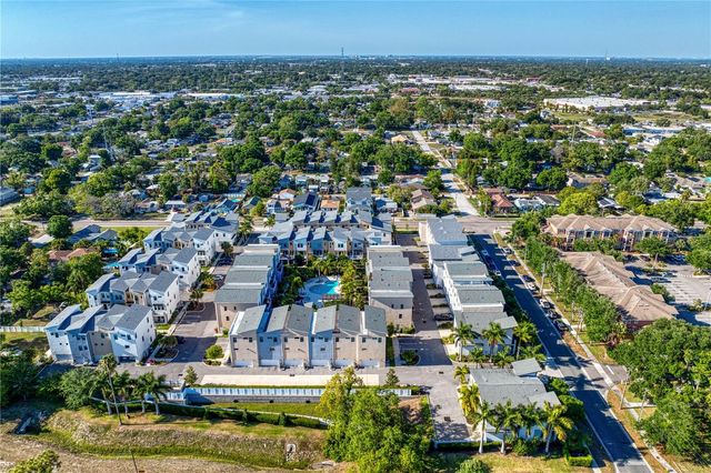 2521 11TH PLACE N, St Petersburg, FL 33713