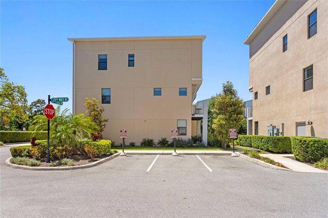 2521 11TH PLACE N, St Petersburg, FL 33713