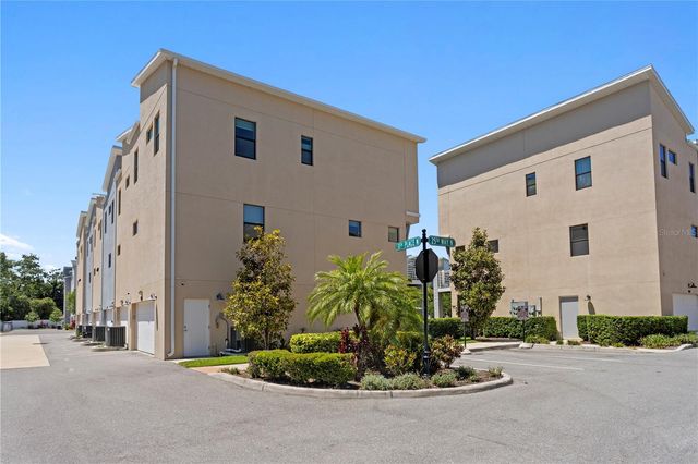 2521 11TH PLACE N, St Petersburg, FL 33713