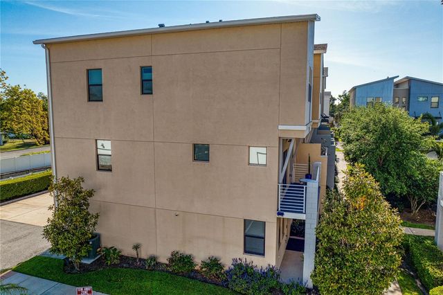 2521 11TH PLACE N, St Petersburg, FL 33713