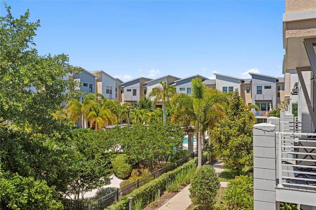 2521 11TH PLACE N, St Petersburg, FL 33713