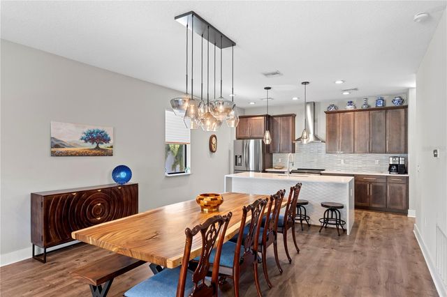 2521 11TH PLACE N, St Petersburg, FL 33713