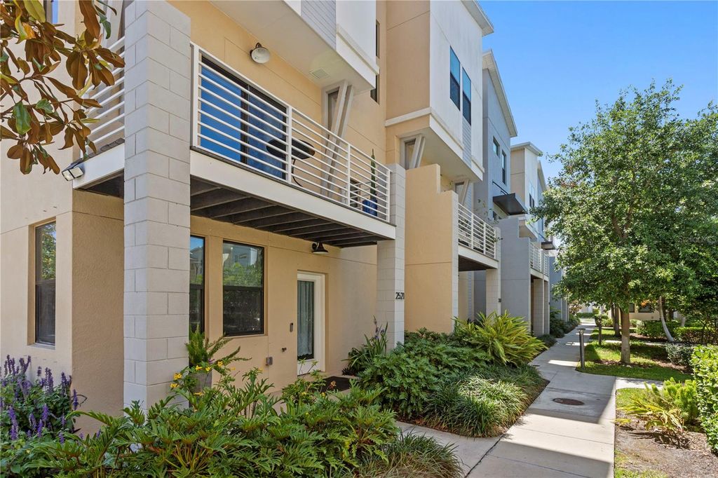 2521 11TH PLACE N, St Petersburg, FL 33713