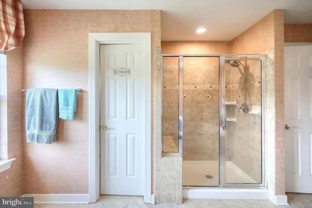 2735 QUAKER CT, York, PA 17408