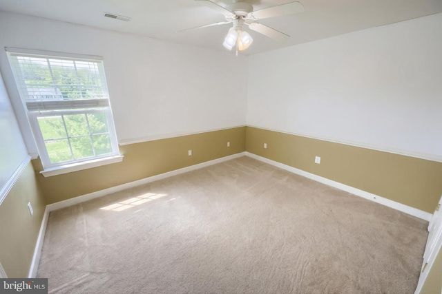 2735 QUAKER CT, York, PA 17408