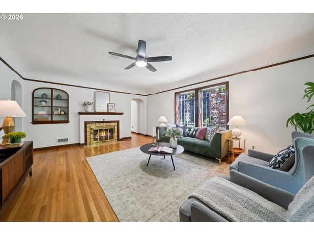 10346 Se 23RD Ave, Milwaukie, OR 97222