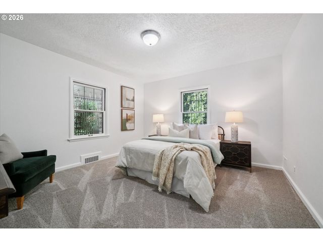 10346 Se 23RD Ave, Milwaukie, OR 97222