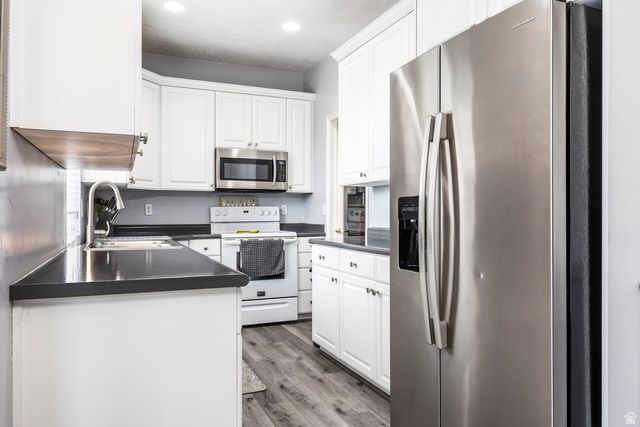 5012 W WOOD RANCH DR, South Jordan, UT 84095