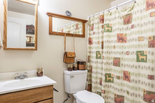 5012 W WOOD RANCH DR, South Jordan, UT 84095