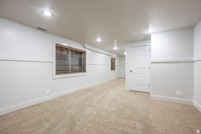 5012 W WOOD RANCH DR, South Jordan, UT 84095