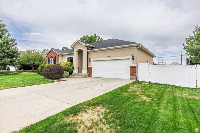 5012 W WOOD RANCH DR, South Jordan, UT 84095