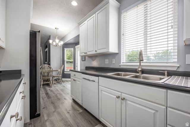5012 W WOOD RANCH DR, South Jordan, UT 84095